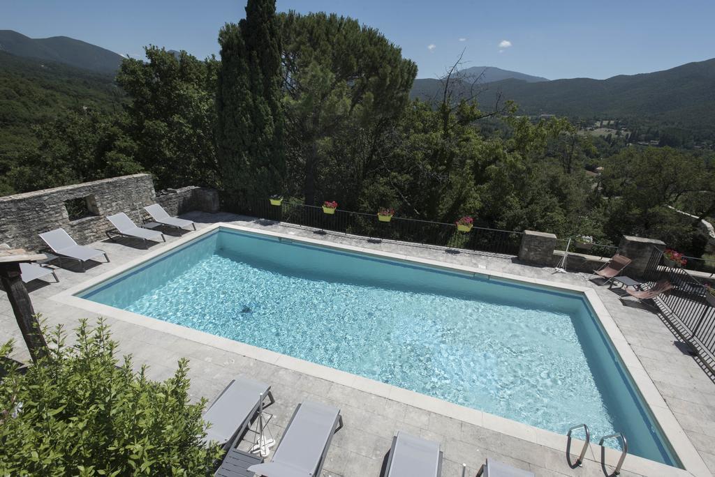 Logis Hotel Les Hospitaliers Le Poet-Laval Exterior photo
